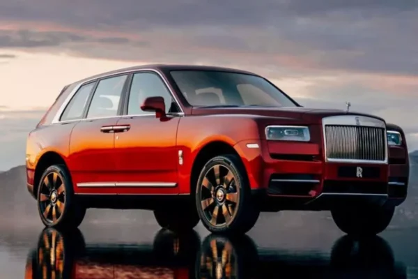 rollsroyce cullinan black badge
